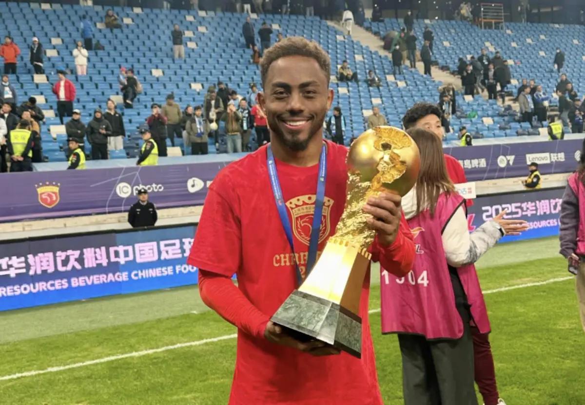 葡媒：海港与加布里埃尔达成个人协议，现正进行永久转会谈判